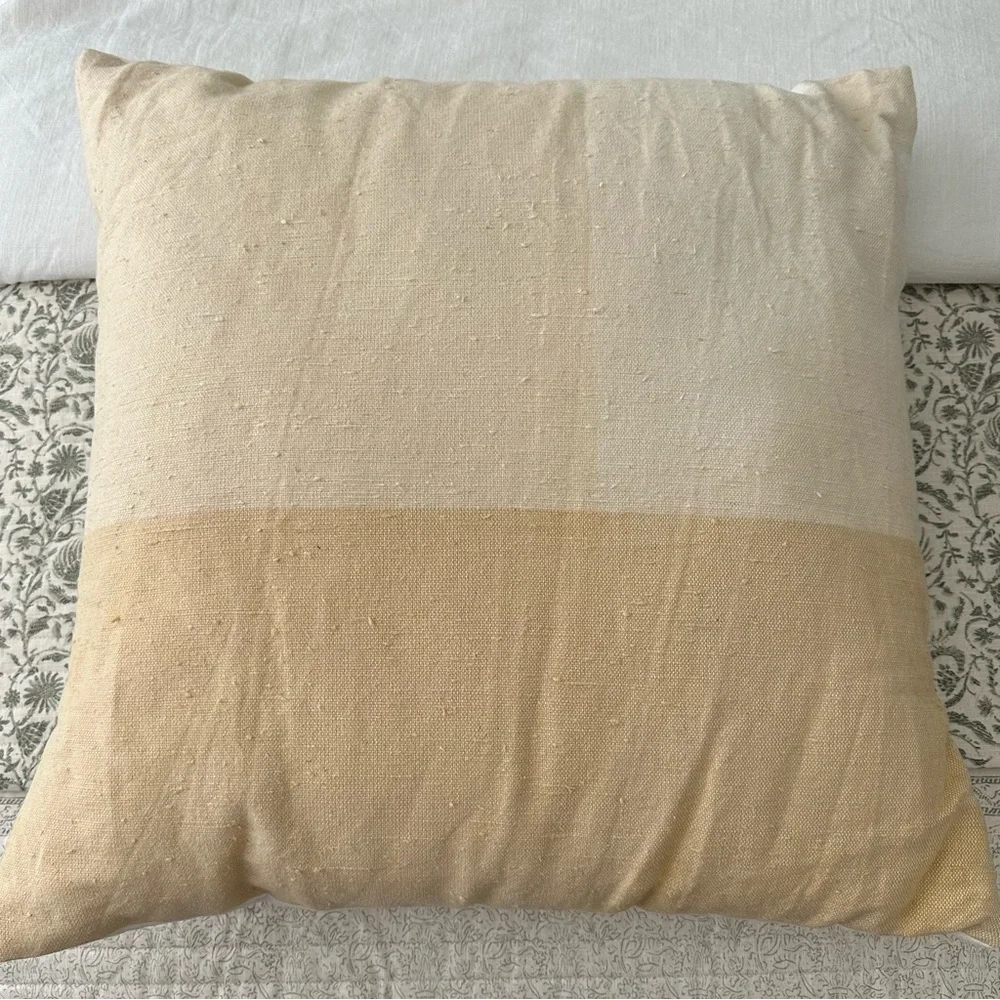 24x24 Decorative Linen Throw Pillow - Yellow & White